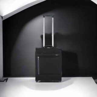 Diplomat ZC600 Μαύρη Βαλίτσα Καμπίνας 55cm