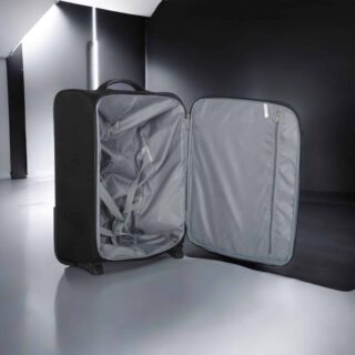 Diplomat ZC600 Μαύρη Βαλίτσα Καμπίνας 55cm