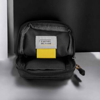 401-601-60 (010349) Τσάντα ώμου camel active explore μαύρη