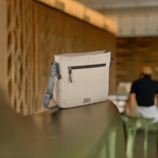 402-602-23 (010380) Τσάντα ώμου - M - camel active TERRA Μπέζ