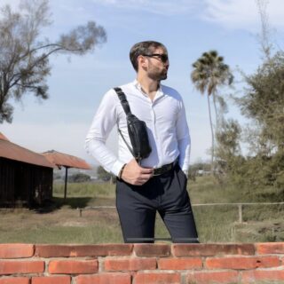 Δερμάτινο τσαντάκι μέσης Cardinal 7310 μαύρο