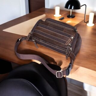 Δερμάτινο τσαντάκι μέσης Cardinal 8355 dark coffee