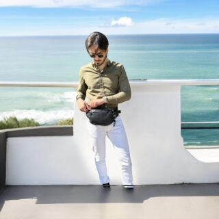 Δερμάτινο τσαντάκι μέσης Cardinal 8839 μαύρο