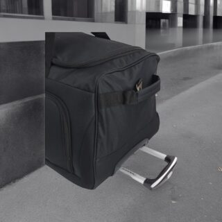 Diplomat Σακ Βουαγιάζ με Ρόδες με χωρητικότητα 90lt σε Μαύρο χρώμα