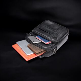 Δερμάτινο τσαντάκι ώμου Cardinal 7457 black