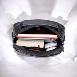 Δερμάτινο τσαντάκι ώμου Cardinal 7456 black