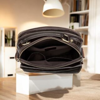 Δερμάτινο τσαντάκι ώμου Cardinal 8605 σκούρο καφέ