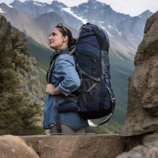 Σακίδιο πλάτης ορειβατικό Cardinal 1788 70+5L σκούρο μπλέ