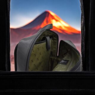 Uranus-20-119, Δερμάτινο Σακίδιο Πλάτης Μεγάλο Μαύρο