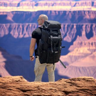 Σακίδιο πλάτης ορειβατικό Cardinal 70L MT-024 μαύρο