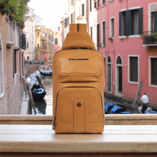 Piquadro Sling Τσάντα S129 mustard