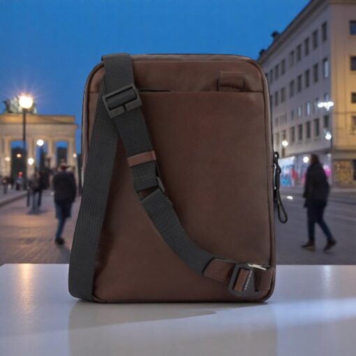 piquadro τσαντάκι ώμου harper dark brown