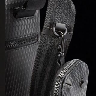 Porsche Design Τσαντάκι Ώμου Studio Μαύρο