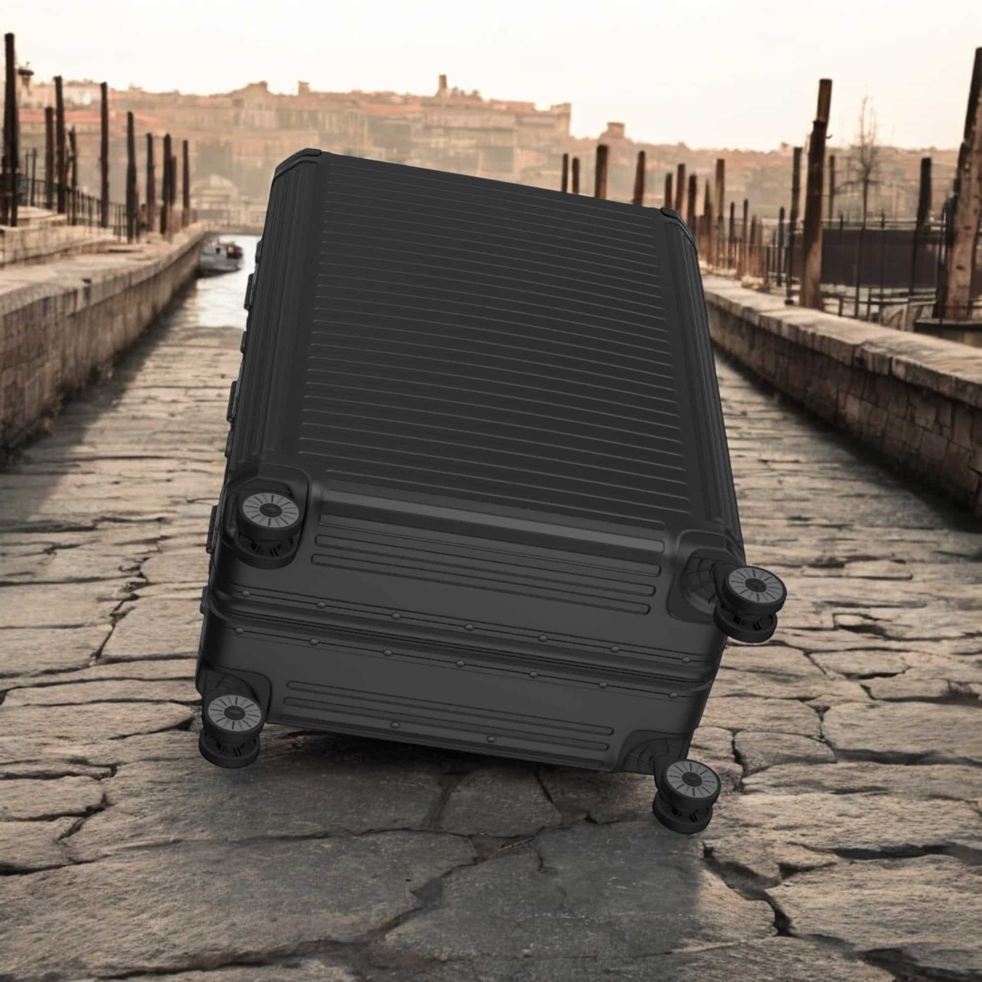 Travelite Next Trolley L Βαλίτσα Μεγάλη Αλουμινίου Μαύρη 100L