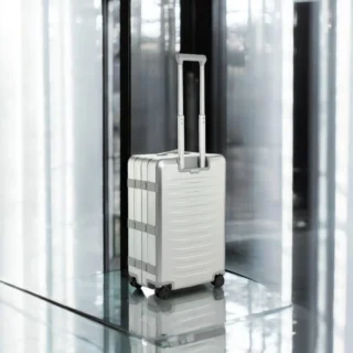 Porsche Design Roadster Aluminum 67cm Silver Βαλίτσα