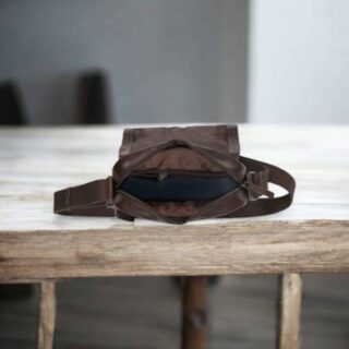 Camel Active Pine Δερμάτινη Τσάντα Ώμου με Καπάκι Καφέ M