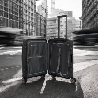 Travelite Next Βαλίτσα Καμπίνας Αλουμινίου Μαύρη S+ με Θήκη Laptop