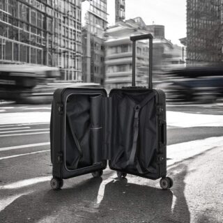 Travelite Next Βαλίτσα Καμπίνας Αλουμινίου Μαύρη S+ με Θήκη Laptop