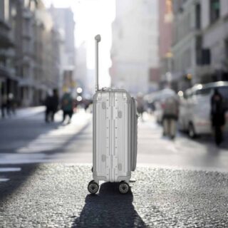 Travelite Next Βαλίτσα Καμπίνας S+ Αλουμινίου Ασημί με Θήκη Laptop