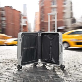 Travelite Next Βαλίτσα Καμπίνας S+ Αλουμινίου Ασημί με Θήκη Laptop