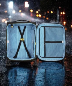 Delsey Montmartre 3 Βαλίτσα Μεσαία Expandable 66cm Black