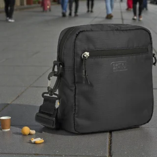 Camel Active Shores Τσάντα Ώμου Χιαστί Μαύρη