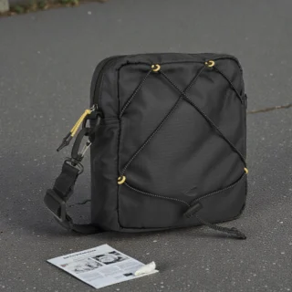 Camel Active Shores Τσάντα Ώμου Χιαστί Μαύρη