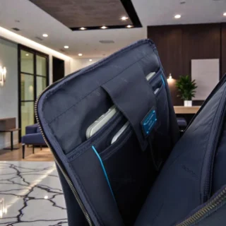 Piquadro Slim Σακίδιο Πλάτης για Laptop 15,6” Μπλε Δερμάτινο