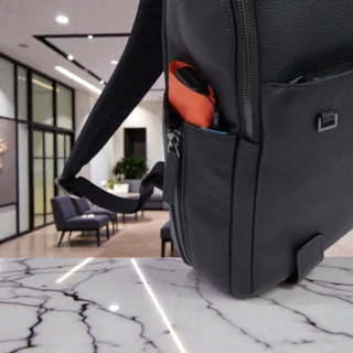 Piquadro Slim Σακίδιο Πλάτης για Laptop 15,6” Μπλε Δερμάτινο