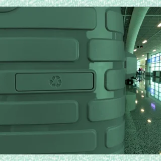 BG Berlin Soda Μεσαία Βαλίτσα 66cm Expandable Dark Green